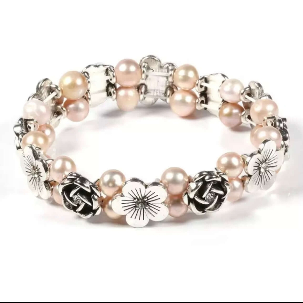 Pearl and Tibetan silver bracelet - Picture 1 of 6